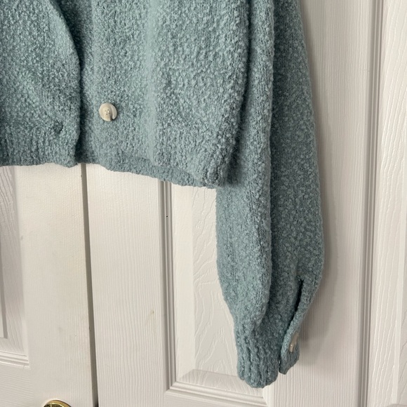 MABLE Cropped Sweater Knit Stretch Button Up Collared Pastel Blue Medium - Picture 3 of 12